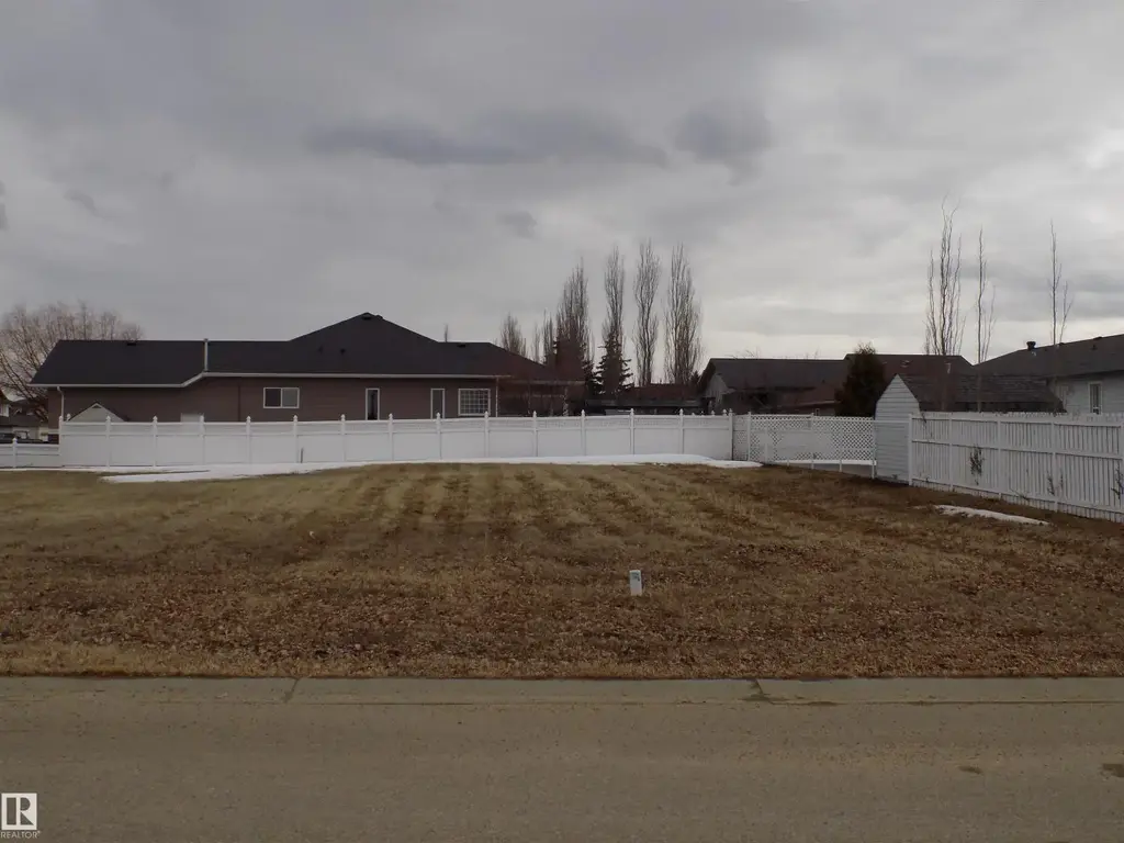 4236 54 Avenue, Wetaskiwin